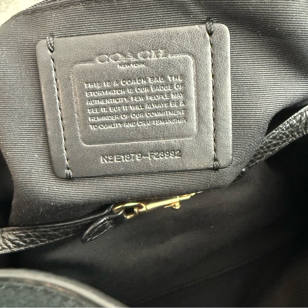 Coach Black Pebbled Leather Shoulder Bag with Gold Hardware - Picture 7 of 9